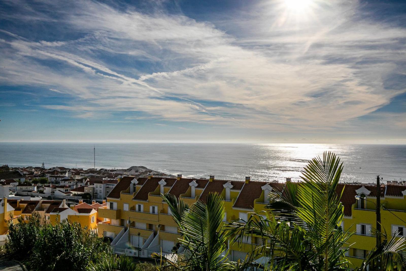 Vibing & Liming Ericeira Hotell Eksteriør bilde