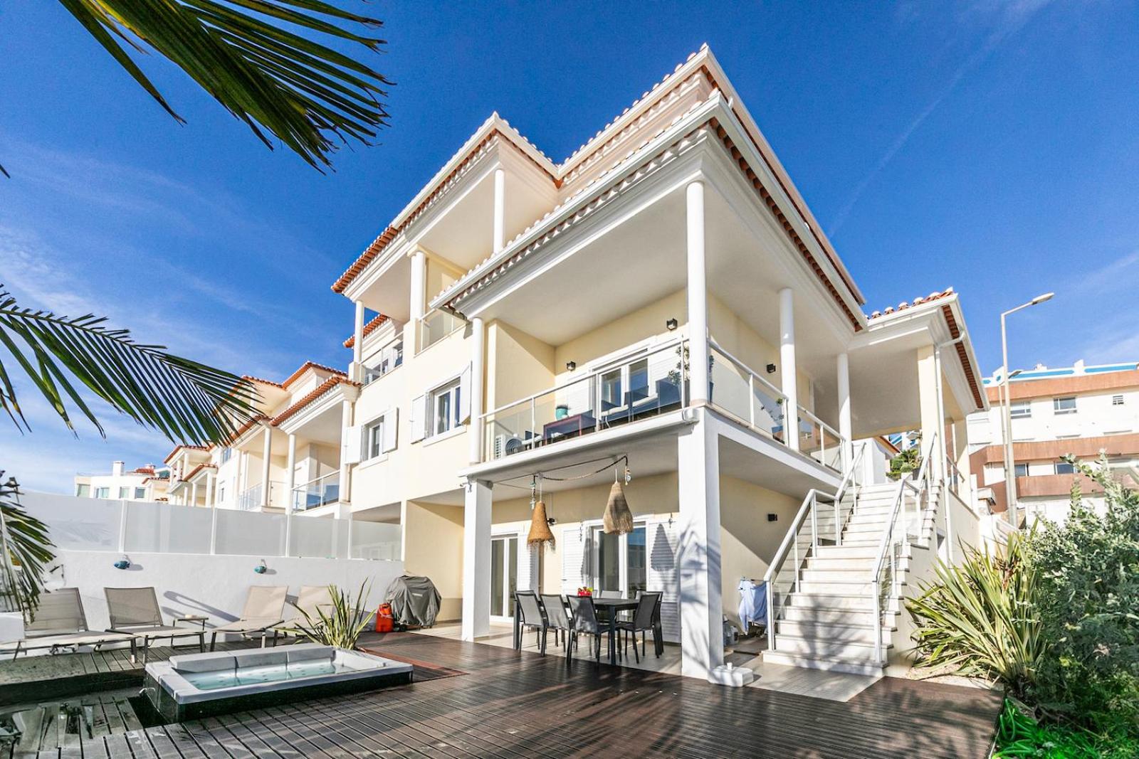 Vibing & Liming Ericeira Hotell Eksteriør bilde