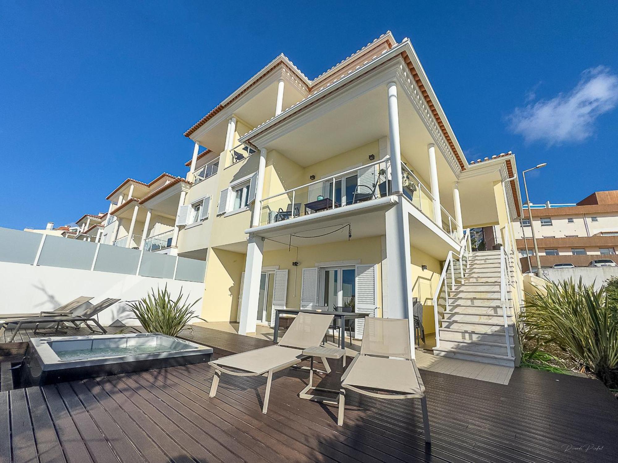 Vibing & Liming Ericeira Hotell Eksteriør bilde