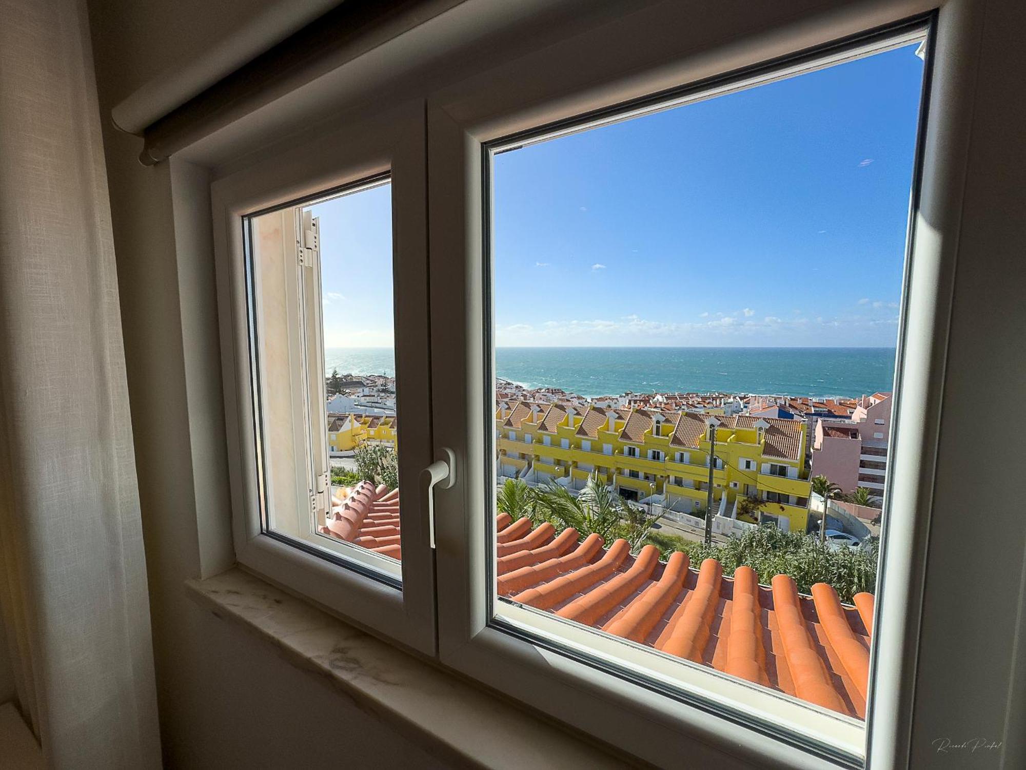 Vibing & Liming Ericeira Hotell Eksteriør bilde
