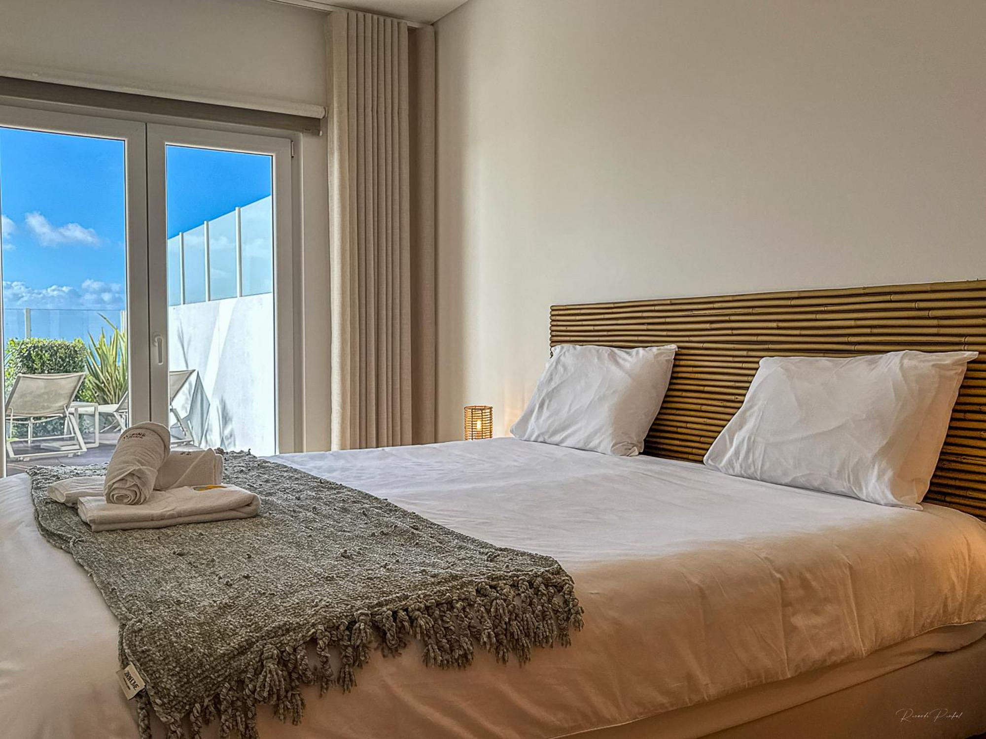 Vibing & Liming Ericeira Hotell Eksteriør bilde